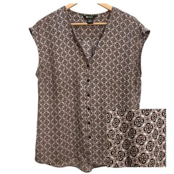 Haggar Women's Large Silky Button Down Blouse - Picture 1 of 7